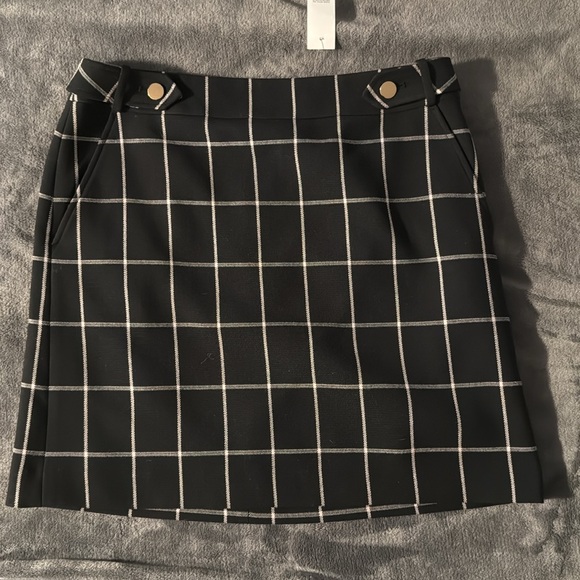 Bundle of 2 Loft skirts - Picture 4 of 4